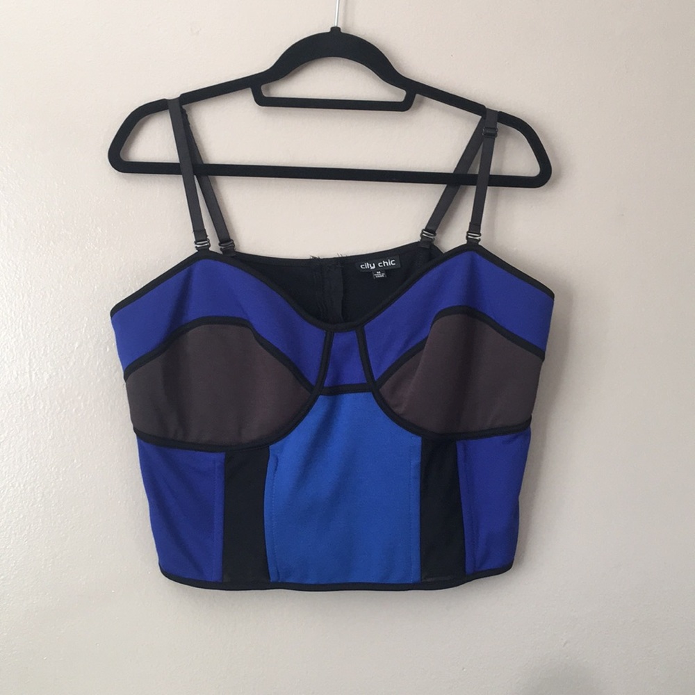 City Chic crop top.